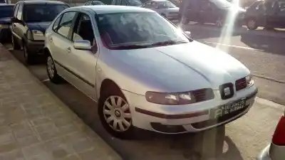 Scrapping Vehicle seat leon (1m1) 1.8 20v of the year 2003 powered apg