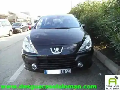 Veículo de Sucata PEUGEOT 307 (S1) NFUTU5JP4 do ano 2005 alimentado NFU(TU5JP4)
