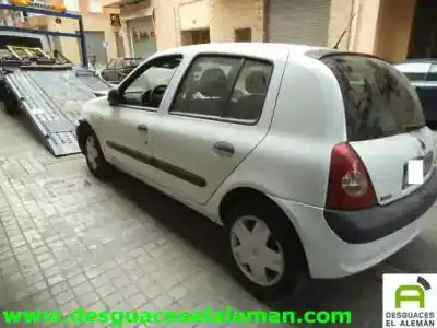 Здавання транспортного засобу renault clio ii fase i (b/cb0) d7f року 2004 потужний d7f