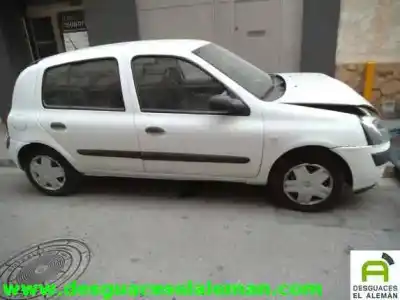 Здавання транспортного засобу renault clio ii fase i (b/cb0) d7f року 2004 потужний d7f