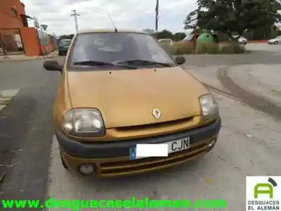 Здавання транспортного засобу renault clio ii fase i (b/cb0) d-f8q року 2000 потужний f8q