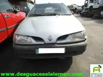 Veículo de Sucata RENAULT MEGANE I BERL./ BERL. CON PORTÓN (BA0) D-F8Q do ano 1996 alimentado F8Q