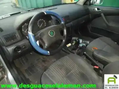 Veículo de Sucata skoda octavia i combi (1u5) 1.9 tdi do ano 2002 alimentado asv