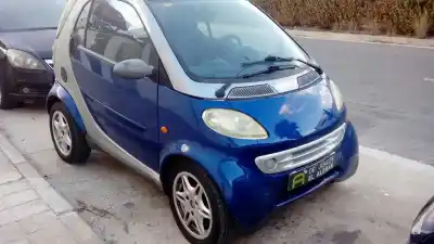 Здавання транспортного засобу SMART CITY-COUPÉ M160920 року 2000 потужний M160920