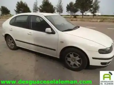 Scrapping Vehicle seat leon (1m1) 1.9 tdi of the year 2000 powered ahf