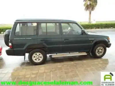 Здавання транспортного засобу mitsubishi montero (v20/v40) d/4d56 року 1996 потужний 4d56