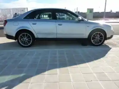 Scrapping Vehicle audi a4 b6 (8e2) 1.9 tdi of the year 2002 powered awx