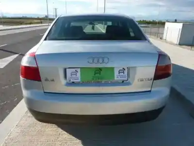 Scrapping Vehicle audi a4 b6 (8e2) 1.9 tdi of the year 2002 powered awx