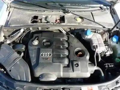 Scrapping Vehicle audi a4 b6 (8e2) 1.9 tdi of the year 2002 powered awx