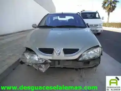 Здавання транспортного засобу renault megane i fase 2 classic (la..) f9q року 2001 потужний f9q