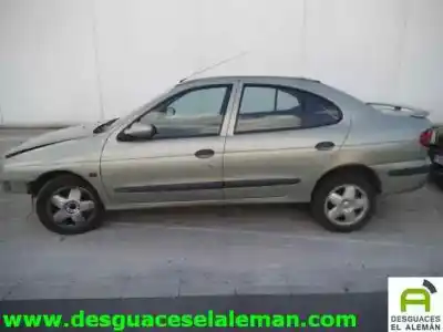 Здавання транспортного засобу renault megane i fase 2 classic (la..) f9q року 2001 потужний f9q