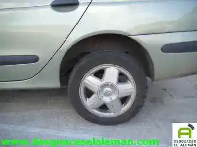 Здавання транспортного засобу renault megane i fase 2 classic (la..) f9q року 2001 потужний f9q