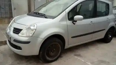 Scrapping Vehicle renault modus i k4j770 of the year 2006 powered k4j770