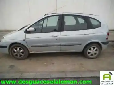 Scrapping Vehicle renault scenic (ja..) k4j of the year 1999 powered k4j