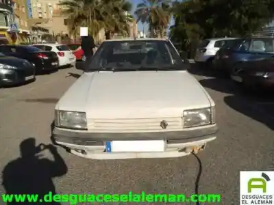 Здавання транспортного засобу RENAULT R 21 BERLINA (B/L48) F2N року 1986 потужний F2N