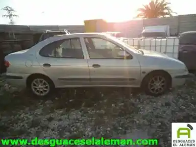 Здавання транспортного засобу renault megane i fase 2 classic (la..) k4j року 2000 потужний k4j