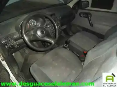 Veicolo di demolizione opel corsa c corsa c dell'anno 1999 alimentato  Veicolo di demolizione opel corsa c corsa c dell'anno 1999 alimentato