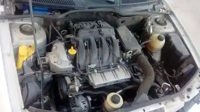 Здавання транспортного засобу renault megane i fase 2 classic (la..) k4m року 2001 потужний k4m