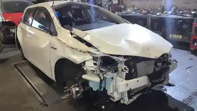 Здавання транспортного засобу toyota auris (e18) 2zr року 2017 потужний 2zr