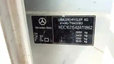 Veicolo di demolizione mercedes-benz clase ml (bm 163) m112942 dell'anno 1997 alimentato m112942