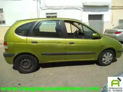 Здавання транспортного засобу renault scenic (ja..) f9q року 2001 потужний f9q