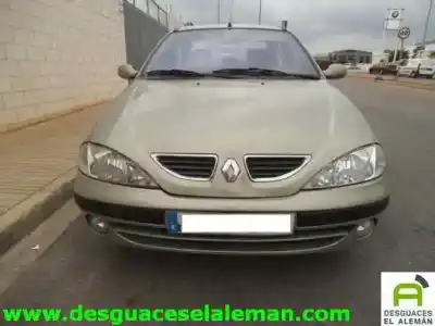 Здавання транспортного засобу renault megane i fase 2 classic (la..) f9q року 2002 потужний f9q