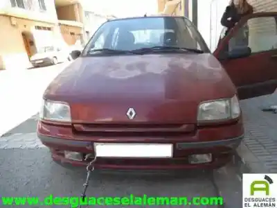 Здавання транспортного засобу renault clio i fase i+ii (b/c57) d/f8q року 1995 потужний f8q