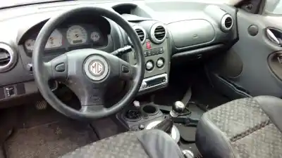 Здавання транспортного засобу mg rover mg zr 105 року 2005 потужний 14k4f