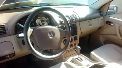 Veicolo di demolizione mercedes-benz clase ml (bm 163) om612963 dell'anno 2005 alimentato om612963