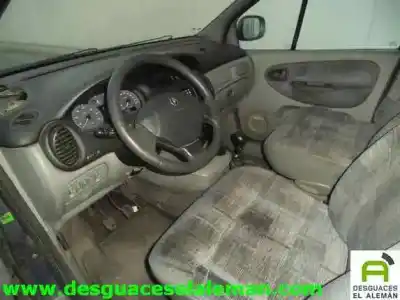 Sloopvoertuig renault scenic rx4 (ja0) f9q van het jaar 2000 aangedreven f9q