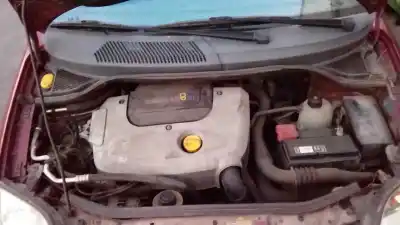 Здавання транспортного засобу renault scenic (ja..) f9q року 2002 потужний f9q