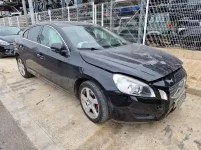 Hurda Aracı volvo s60 ii (134) drive / d2 yılın 2011 güçlü d4162t