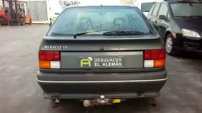 Утилизация автомобиля renault r 19 berl. con portón (b/c53) f8q года 1989 питание f8q