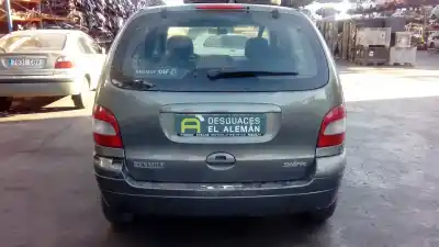 Scrapping Vehicle renault scenic (ja..) f9q of the year 2002 powered f9q