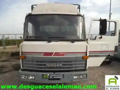 Veicolo di demolizione nissan l35.09  dell'anno 1989 alimentato 