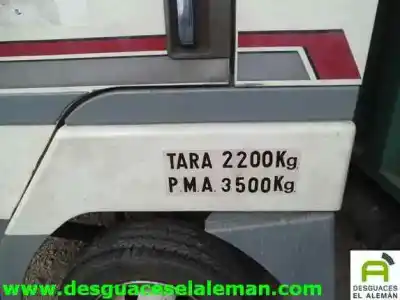 Veicolo di demolizione nissan l35.09  dell'anno 1989 alimentato 