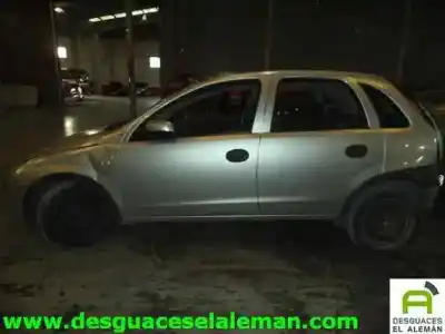 Здавання транспортного засобу opel corsa c d-y17dtl року 2002 потужний y17dtl