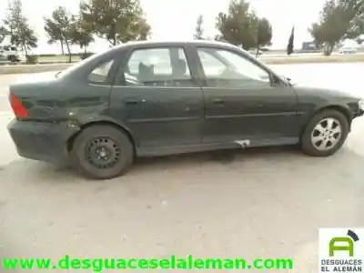 Veículo de Sucata opel vectra c berlina y22dtr do ano 2001 alimentado y22dtr