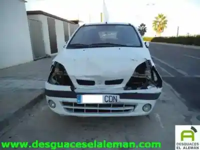 Scrapping Vehicle renault scenic (ja..) f9q of the year 2003 powered f9q