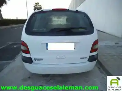 Scrapping Vehicle renault scenic (ja..) f9q of the year 2003 powered f9q