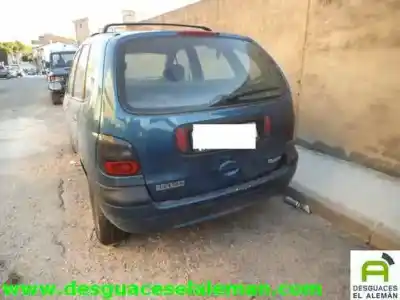 Véhicule à la ferraille renault megane i scenic (ja0) f8q790 de l'année 1999 alimenté f8q790