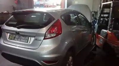 Здавання транспортного засобу FORD FIESTA (CNN) SNJD року 2016 потужний SNJD