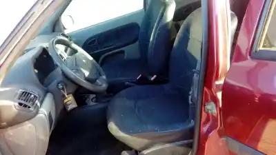 Здавання транспортного засобу renault clio ii fase ii (b/cb0) k9k a7 року 2003 потужний k9k