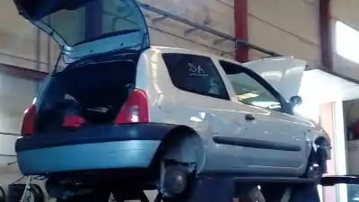 Scrapping Vehicle renault clio ii fase ii (b/cb0) k4j of the year 2000 powered k4j
