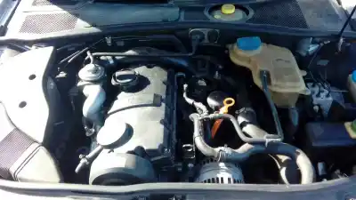 Scrapping Vehicle audi a4 b5 (8d2) 1.9 tdi of the year 2000 powered ajm