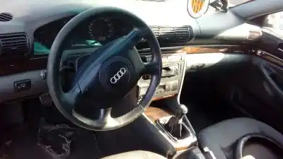 Scrapping Vehicle audi a4 b5 (8d2) 1.9 tdi of the year 2000 powered ajm