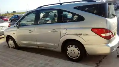 Veículo de Sucata ssangyong rodius d/d27dt do ano 2007 alimentado d27dt