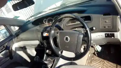 Veículo de Sucata ssangyong rodius d/d27dt do ano 2007 alimentado d27dt