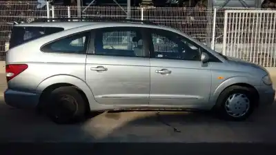 Veículo de Sucata ssangyong rodius d/d27dt do ano 2007 alimentado d27dt