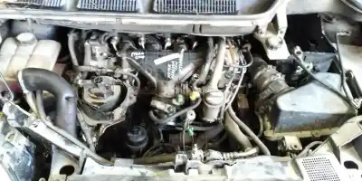 Здавання транспортного засобу ford focus c-max (cap) g6da року 2004 потужний g6da